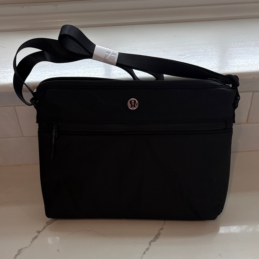 lululemon athletica new parent Black Backpack and Pouch - Picture 6 of 8